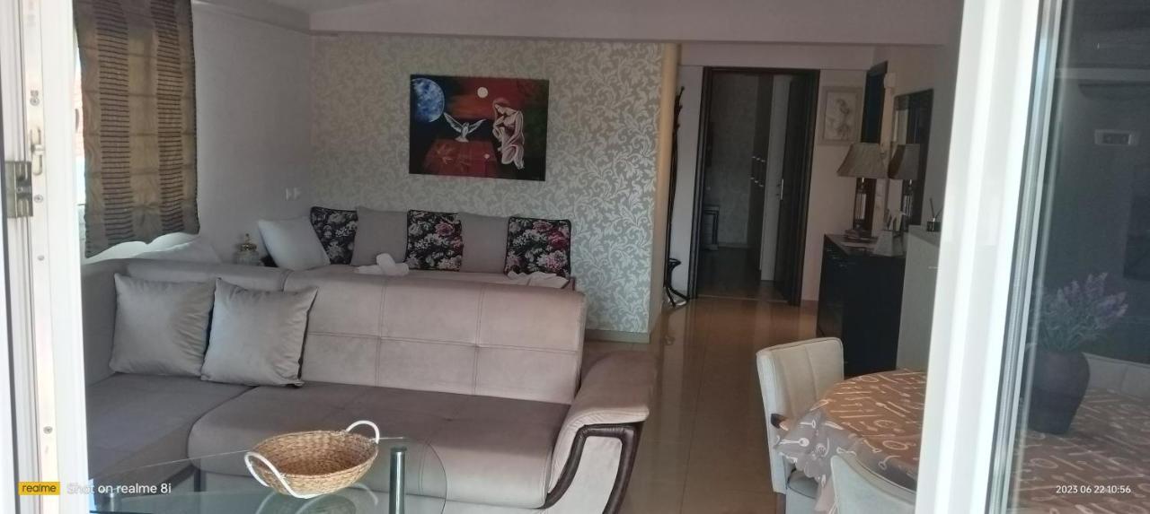Revi'S Apartments Neos Marmaras Eksteriør billede